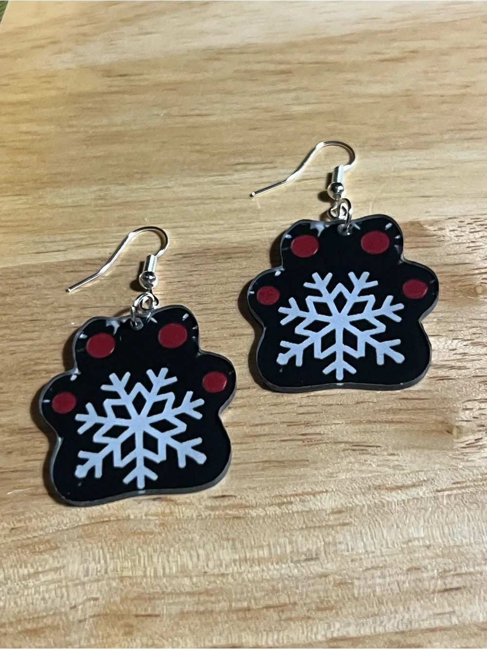 Black Paw Print Snowflake Earrings for Small Pets E152